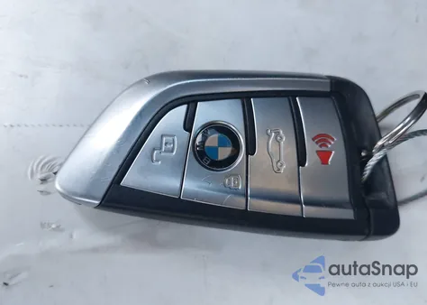 2023 BMW X5 Phev xDrive45E z USA, uszkodzony, nr VIN 5UXTA6C08P9P51229